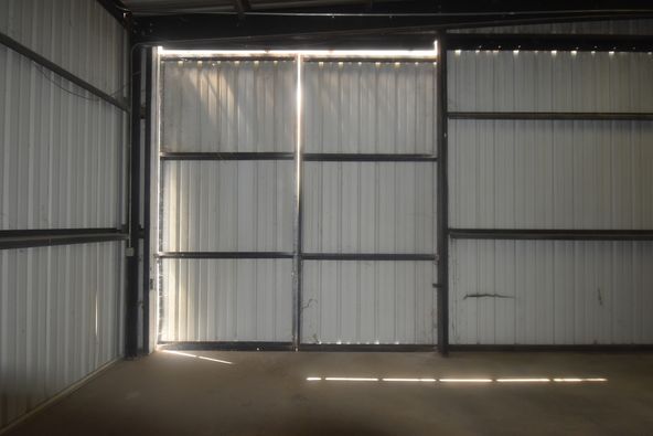 DESERT SHORES COMMERCIAL BUILDING: 3844 Scott Dr, Thermal, CA 92274